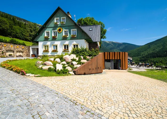 Pension Slunecnice & Panorama Restaurant Farma Špindlerŭv Mlýn